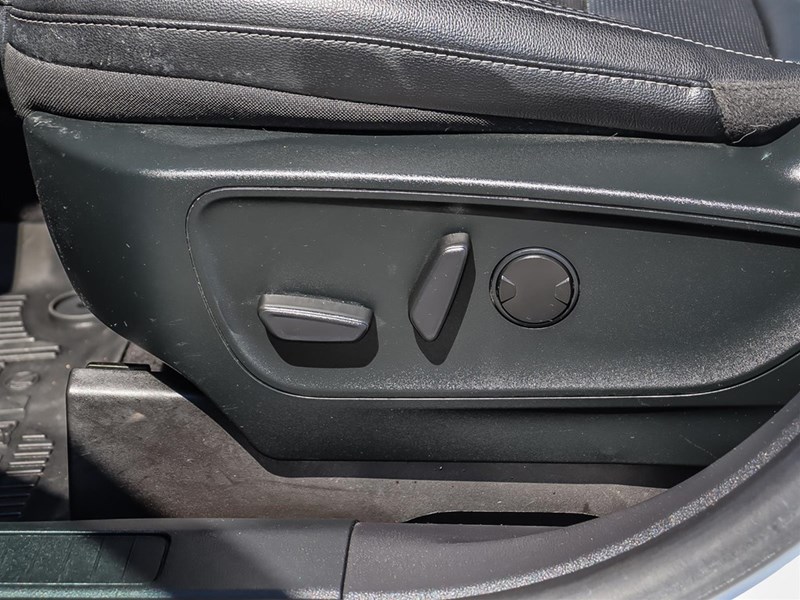2022 Ford Escape SEL Hybrid AWD