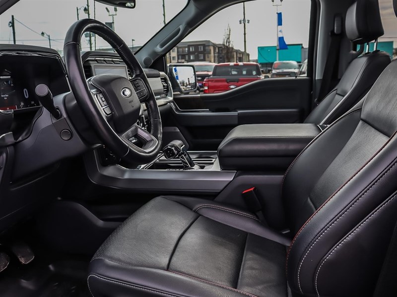 2022 Ford F-150 LARIAT 4WD SuperCrew 5.5' Box