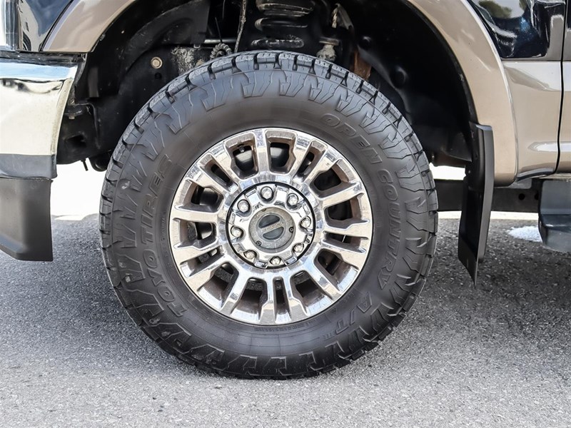 2022 Ford F-250 LARIAT 4WD Crew Cab 6.75' Box