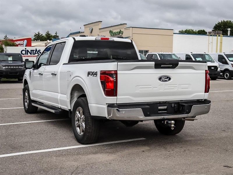 2024 Ford F-150 XLT 4WD SuperCrew 5.5' Box