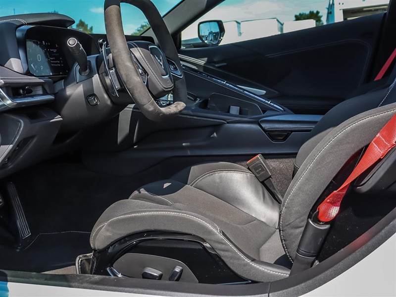 2025 Chevrolet Corvette 2dr Stingray Conv w/1LT