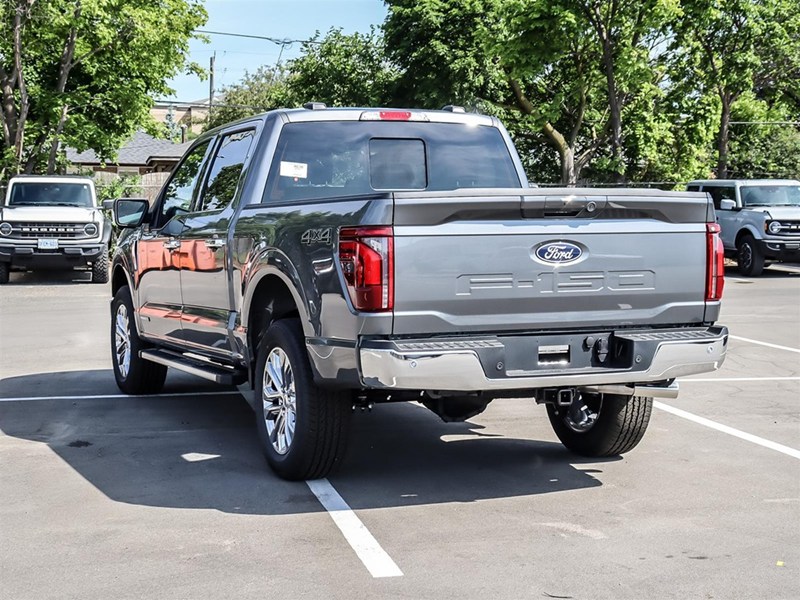 2026 Ford F-150 LARIAT 4WD SuperCrew 5.5' Box