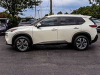 2022 Nissan Rogue AWD SV