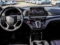 2025 Honda Odyssey Black Edition Auto
