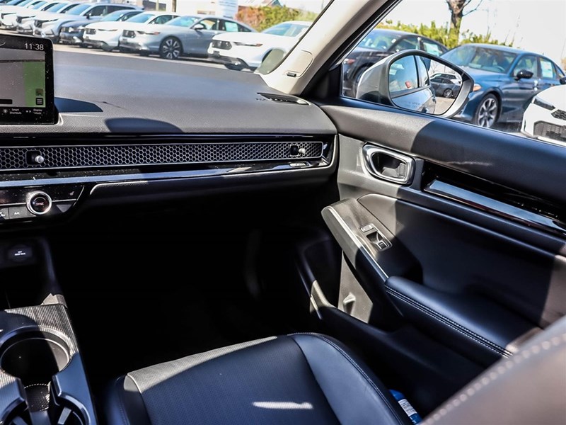 2022 Honda Civic Touring CVT