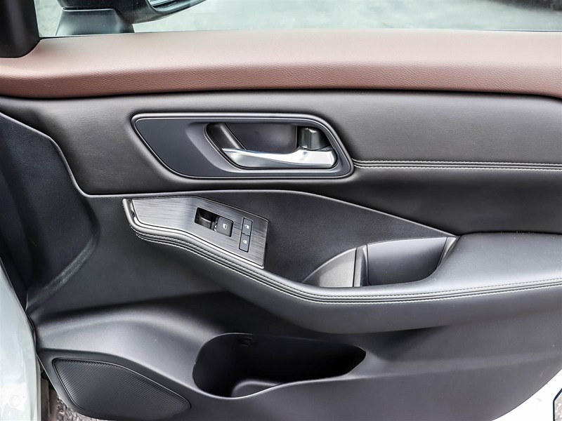 2022 Nissan Rogue AWD SV