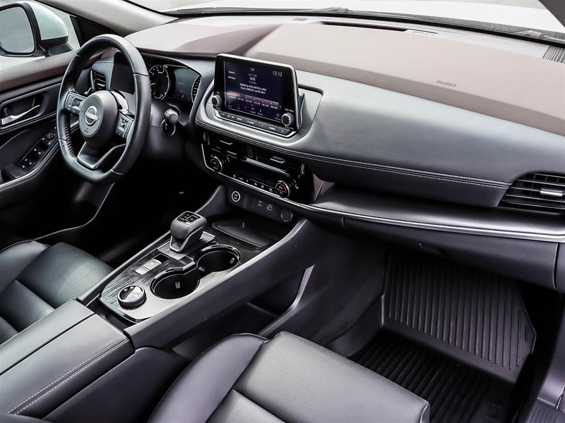 2022 Nissan Rogue AWD SV