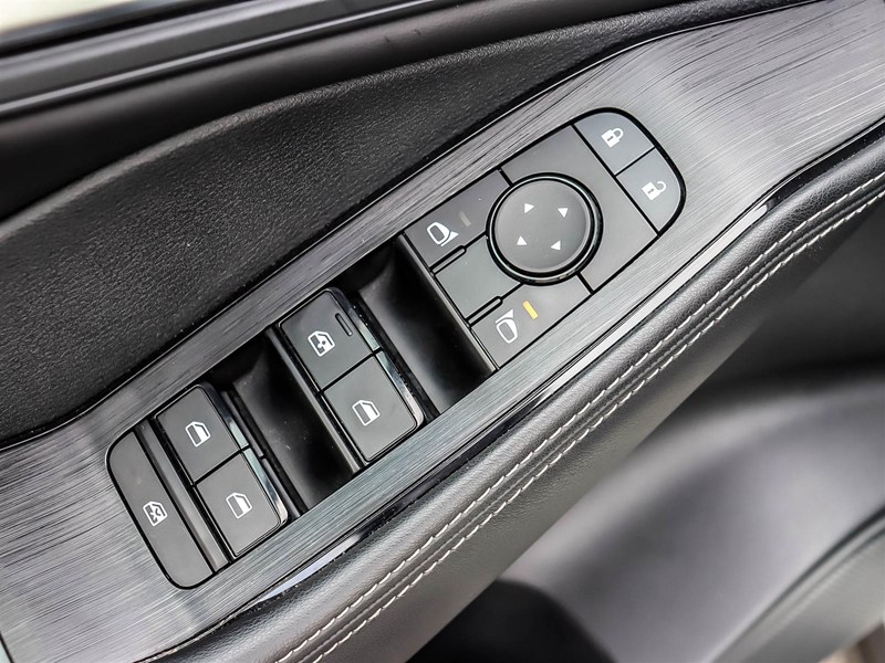 2022 Nissan Rogue AWD SV