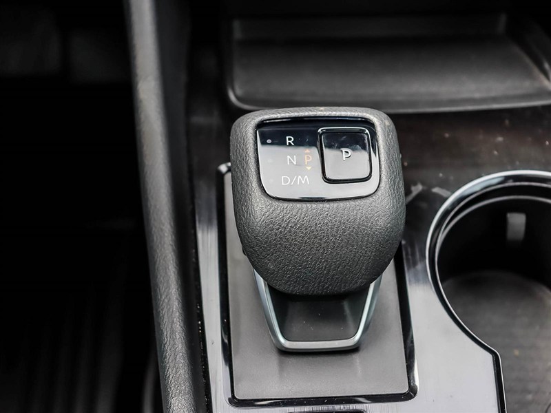 2022 Nissan Rogue AWD SV