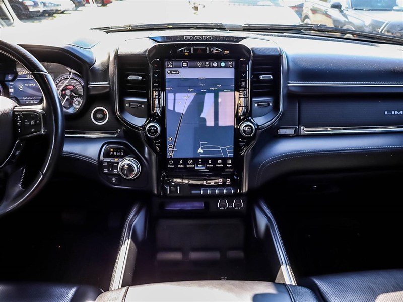 2022 RAM 1500 Limited 4x4 Crew Cab 5'7