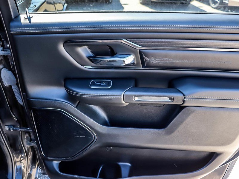 2022 RAM 1500 Limited 4x4 Crew Cab 5'7