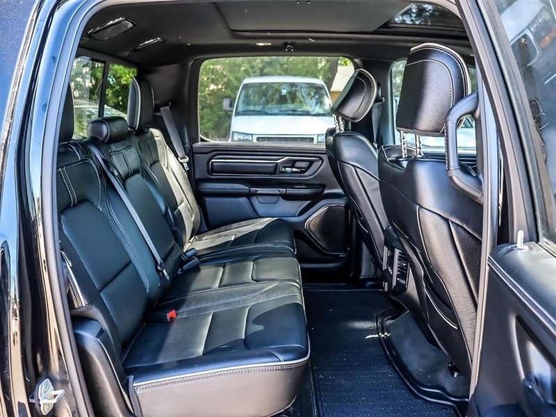 2022 RAM 1500 Limited 4x4 Crew Cab 5'7