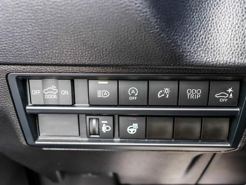 2026 Toyota Tundra 4x4 Crewmax SR