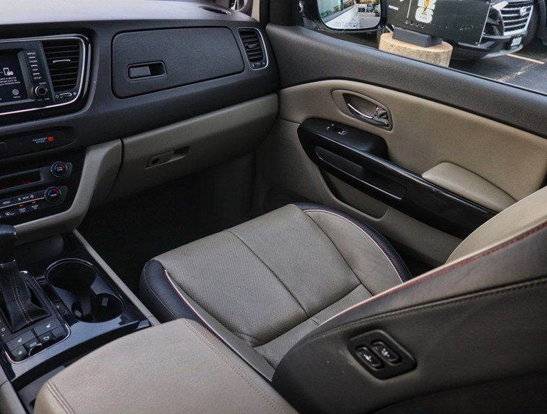 2017 Kia Sedona 4dr Wgn SX+