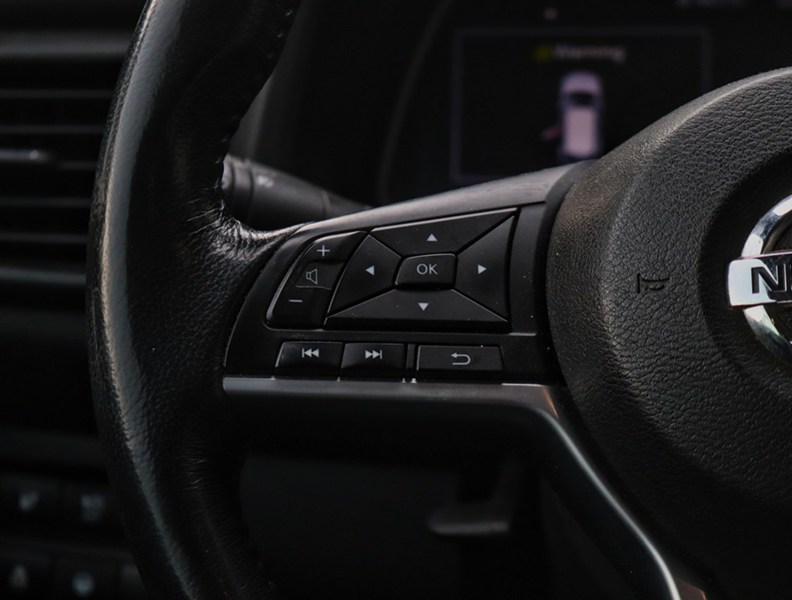 2018 Nissan LEAF SL Hatchback