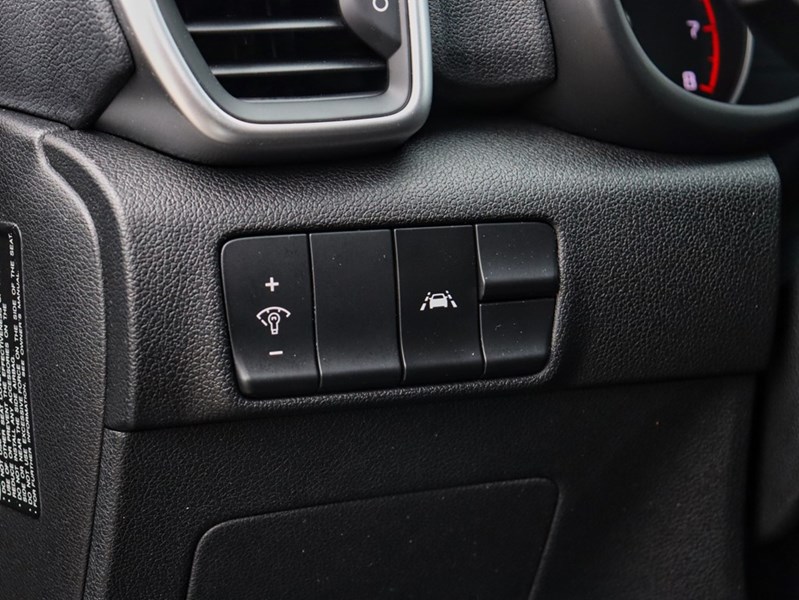2020 Kia Sportage ONE OWNER/LOW KM/HTD SEATS