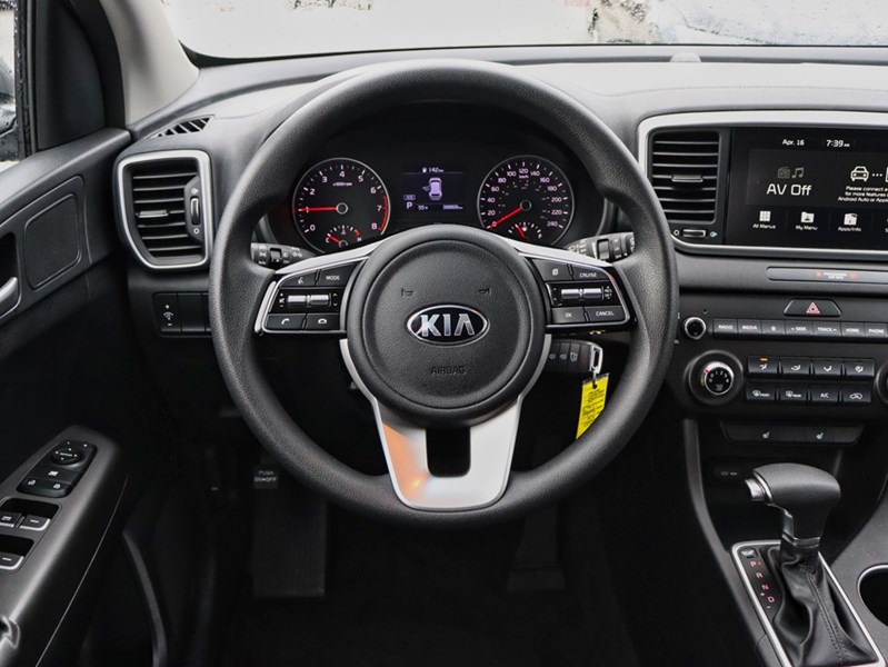 2020 Kia Sportage ONE OWNER/LOW KM/HTD SEATS