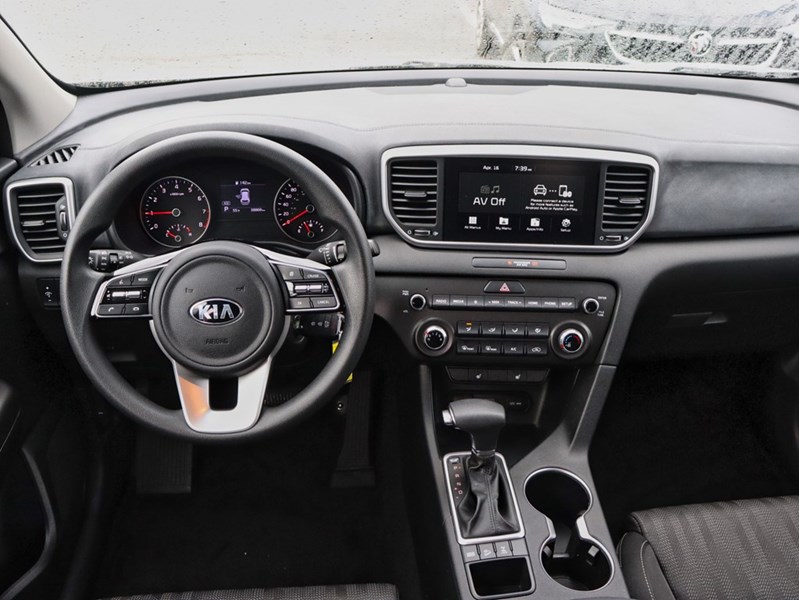 2020 Kia Sportage ONE OWNER/LOW KM/HTD SEATS