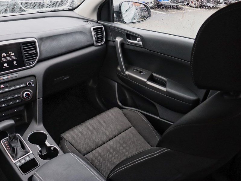 2020 Kia Sportage ONE OWNER/LOW KM/HTD SEATS