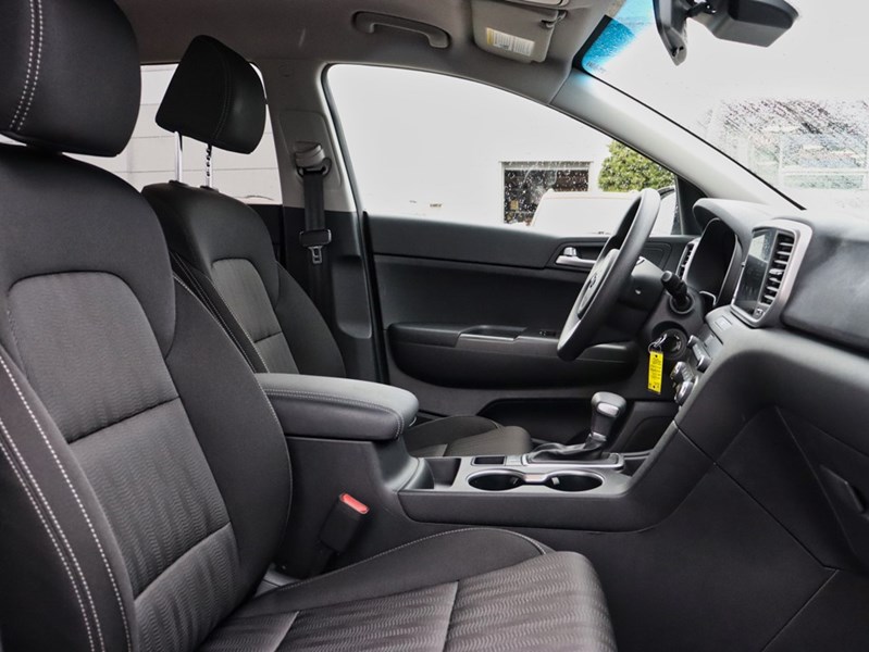 2020 Kia Sportage ONE OWNER/LOW KM/HTD SEATS