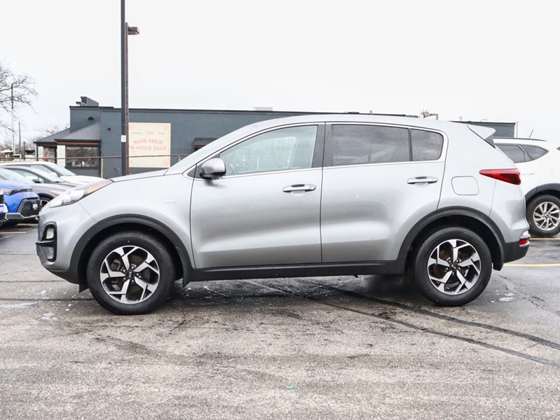 2020 Kia Sportage ONE OWNER/LOW KM/HTD SEATS