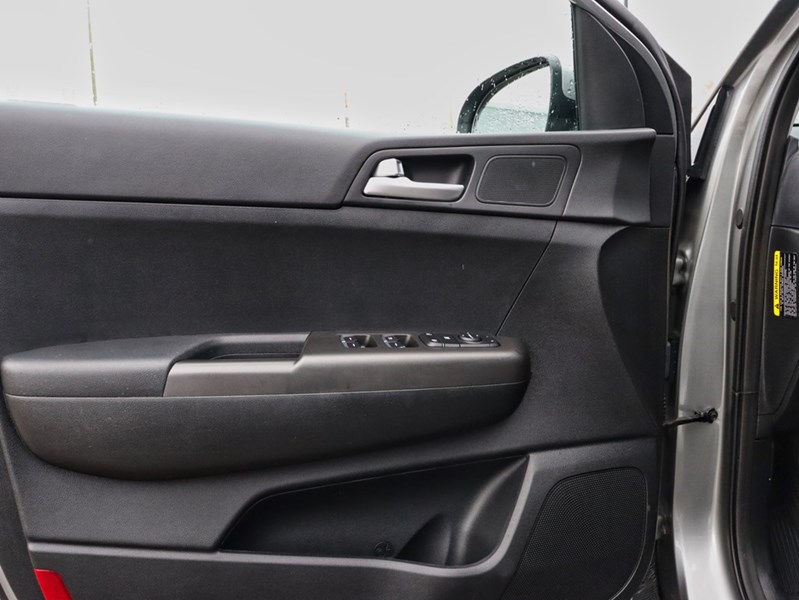 2020 Kia Sportage ONE OWNER/LOW KM/HTD SEATS