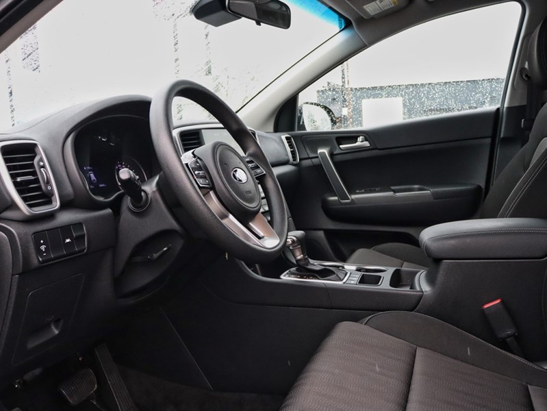 2020 Kia Sportage ONE OWNER/LOW KM/HTD SEATS