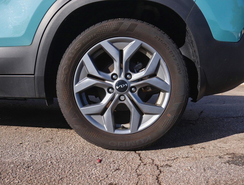 2025 Kia Seltos LX FWD