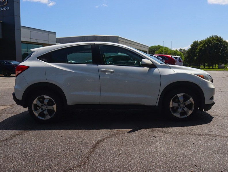 2017 Honda HR-V 4WD 4dr CVT LX