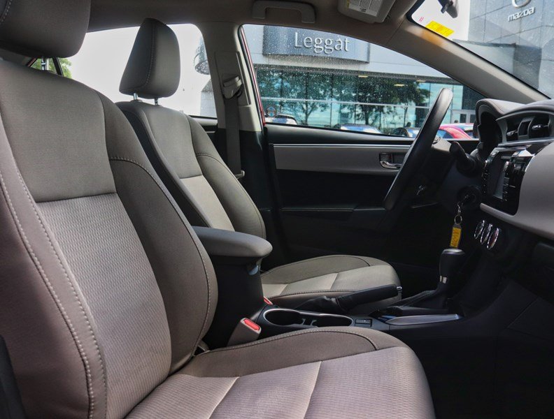2015 Toyota Corolla 4dr Sdn CVT LE