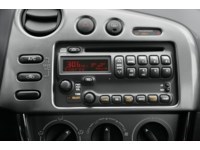2005 Pontiac Vibe 4dr Wgn FWD Interior Shot 2