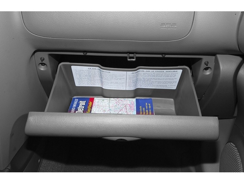2006 Hyundai Santa Fe 4dr GL FWD 2.7L Auto Interior Shot 4