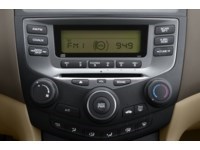 2007 Honda Accord 4dr I4 AT SE Interior Shot 2