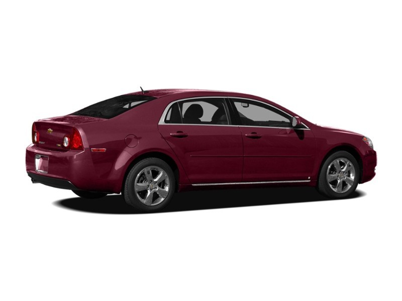 2010 Chevrolet Malibu 4dr Sdn LS Exterior Shot 2