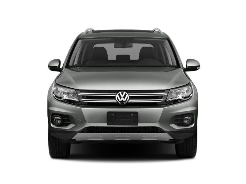 2012 Volkswagen Tiguan 4dr Auto Comfortline 4Motion Exterior Shot 6