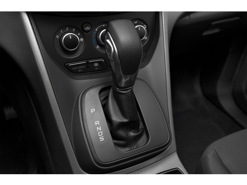 2015 Ford Escape 4WD 4dr SE Exterior Shot 12