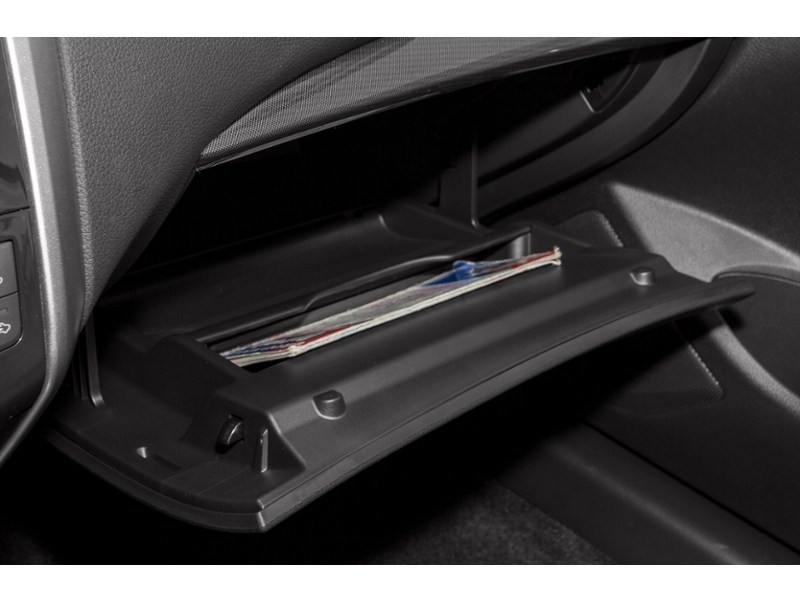2013 Nissan Altima 4dr Sdn I4 CVT 2.5 SL Interior Shot 4