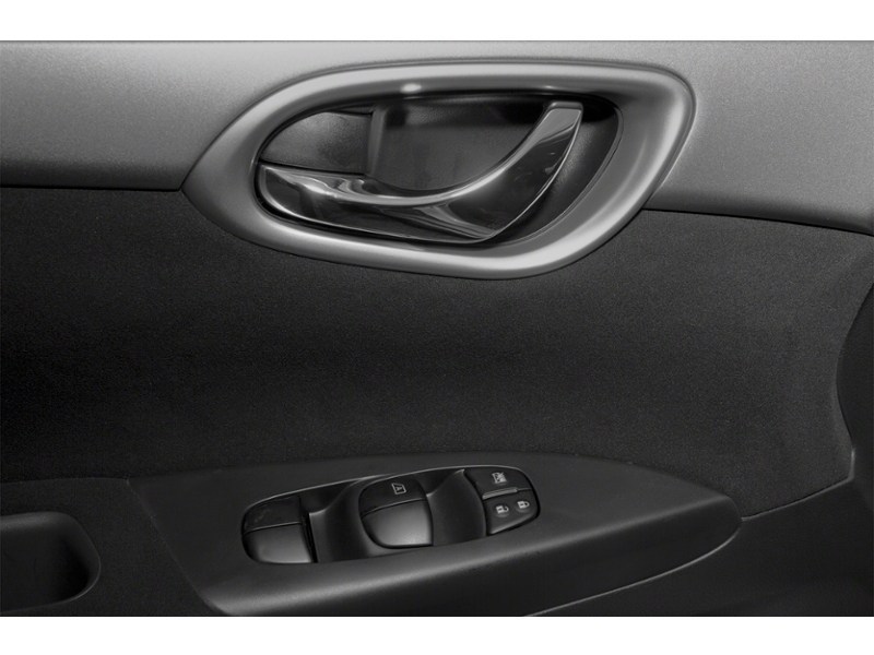 2013 Nissan Sentra 4dr Sdn Man S Exterior Shot 11