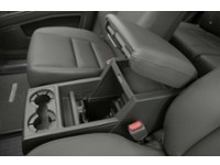 2014 Honda Ridgeline 4WD Crew Cab Touring Interior Shot 8