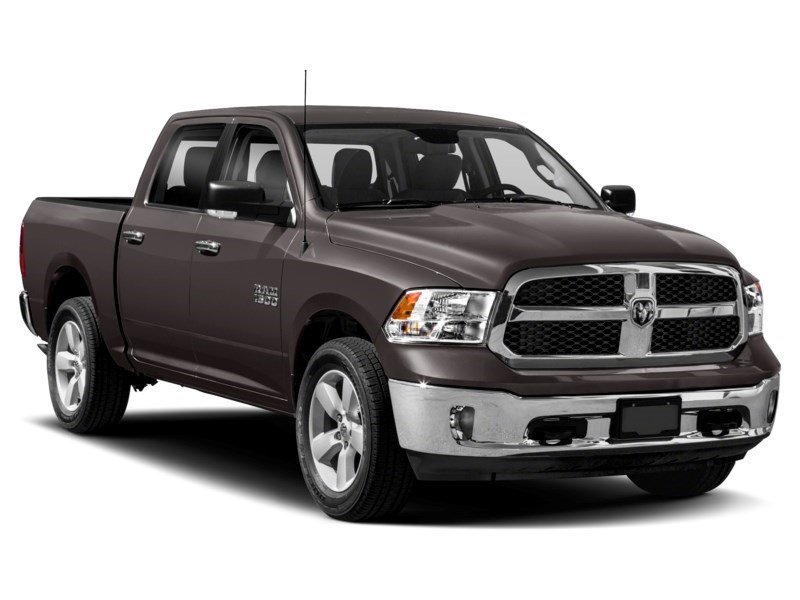 2019 RAM 1500 Classic SLT 4x4 Crew Cab 5'7