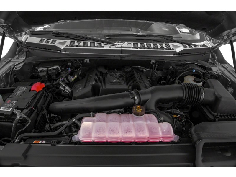 2018 Ford F-150 LARIAT 4WD SuperCrew 5.5' Box Exterior Shot 3