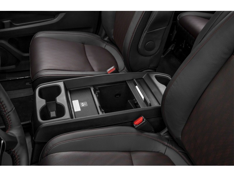 2023 Honda Odyssey Black Edition Auto Interior Shot 7