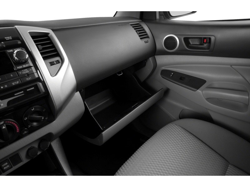2013 Toyota Tacoma 4WD Double Cab V6 Auto Interior Shot 3