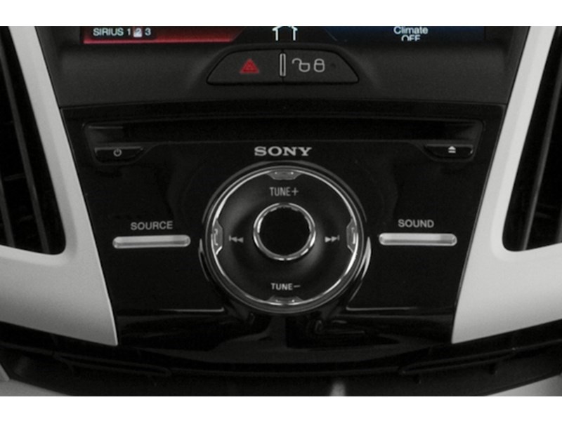 2013 Ford Focus SE | 2.0L | HTD SEATS | AUTO | A/C | KEYLESS ENT Interior Shot 2
