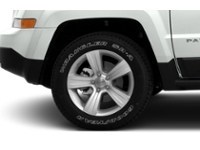 2016 Jeep Patriot 4WD 4dr High Altitude Exterior Shot 5