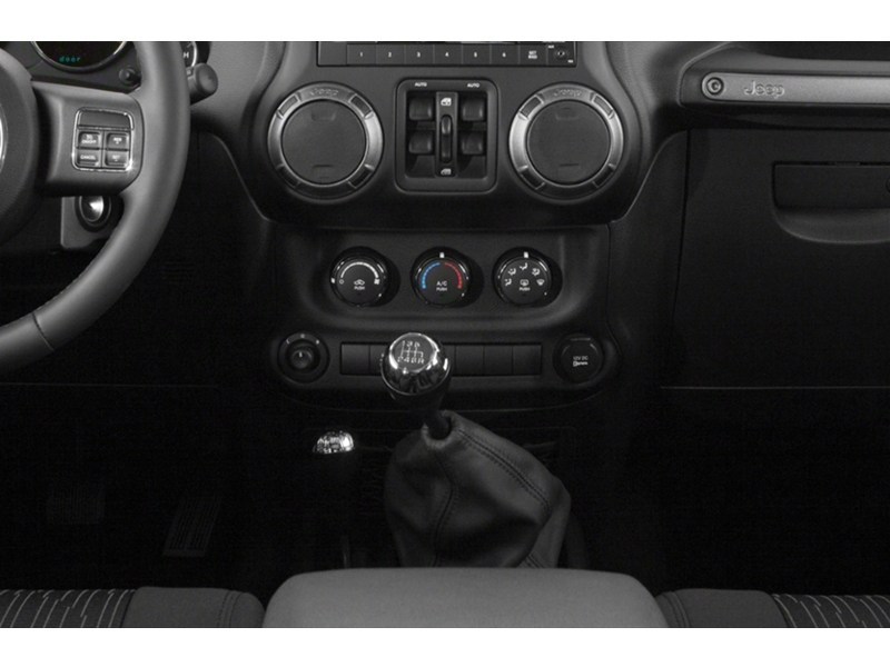 2015 Jeep Wrangler Unlimited Sport Exterior Shot 12