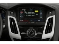 2014 Ford Focus 4dr Sdn SE Exterior Shot 12