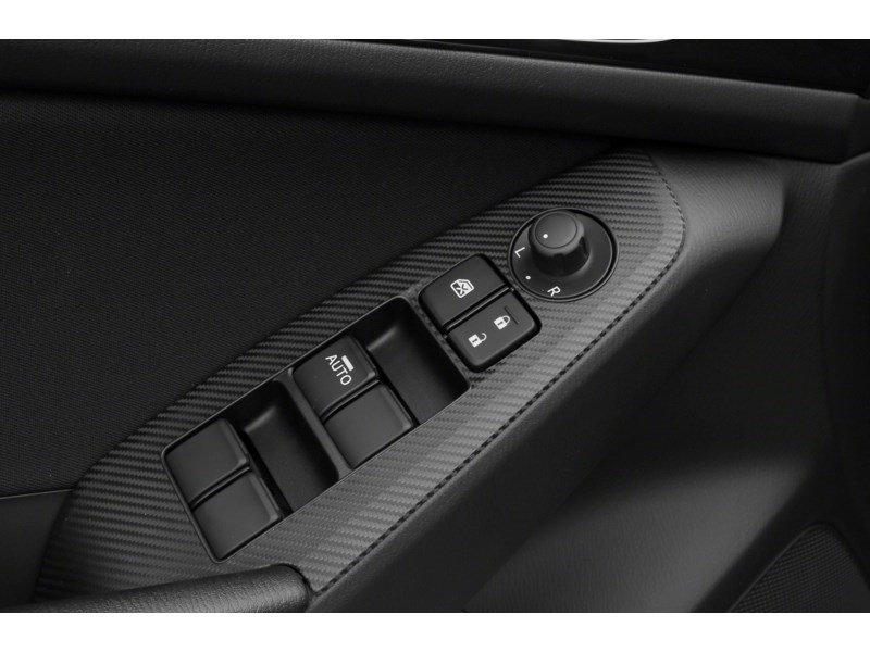 2015 Mazda Mazda3 4dr Sdn Man GS Exterior Shot 14