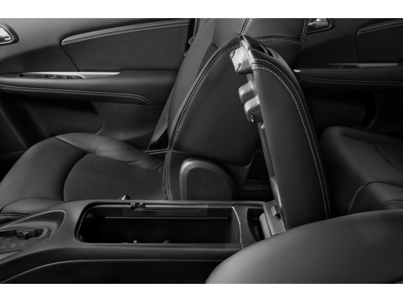 2016 Dodge Journey FWD 4dr Crossroad Interior Shot 7