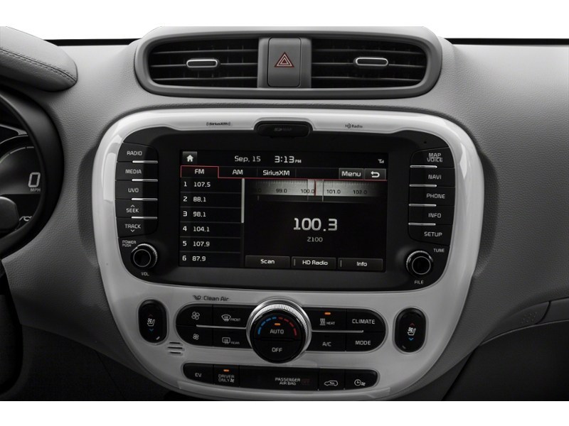 2016 Kia Soul EV 5dr Wgn Luxury Interior Shot 2